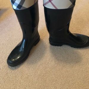 Burberry rain boots